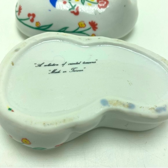 Vintage Elizabeth Arden Hand Painted Cat Trinket Box - Picture 6 of 6